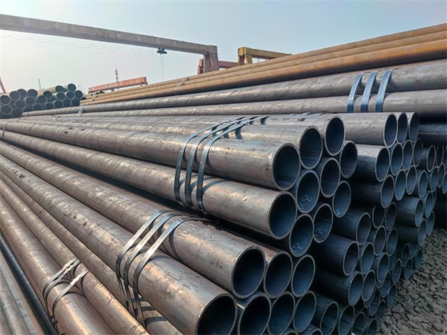 泸定45#热轧无缝钢管